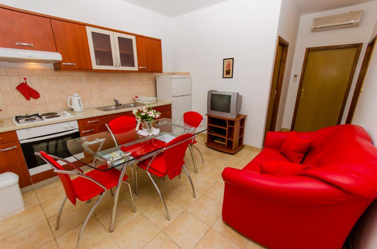 Apartments Ivana Trogir Exterior foto